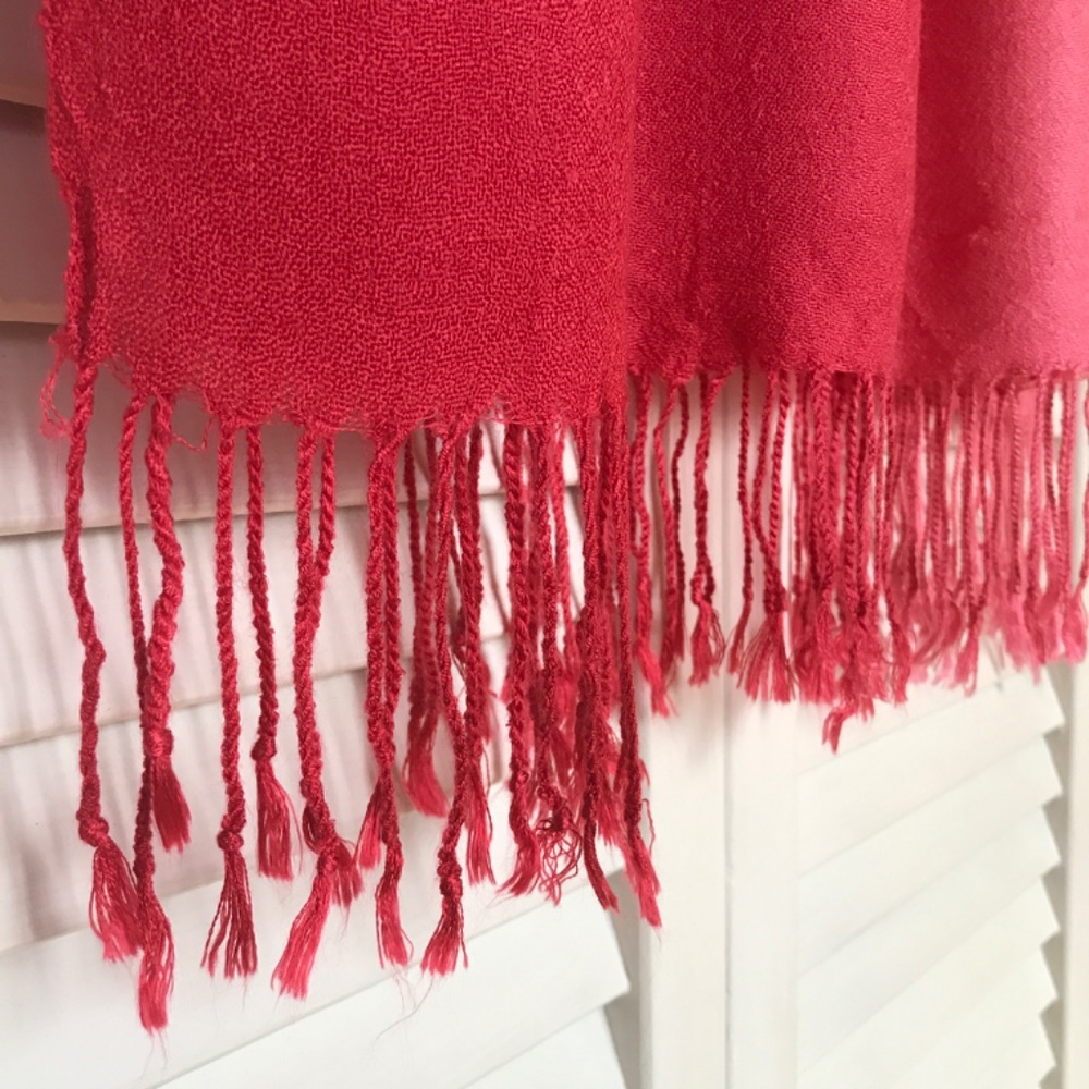 Ombre Scarf- Large! EUC 2/$25 - Picture 11 of 13